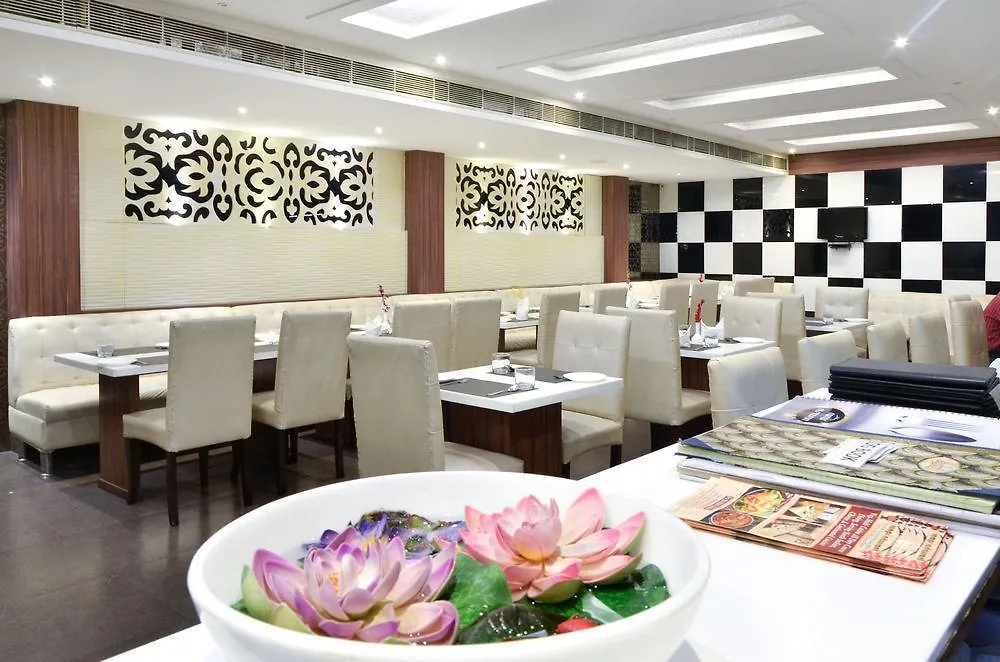 Zo Rooms Dayal Bagh Agra  Inn